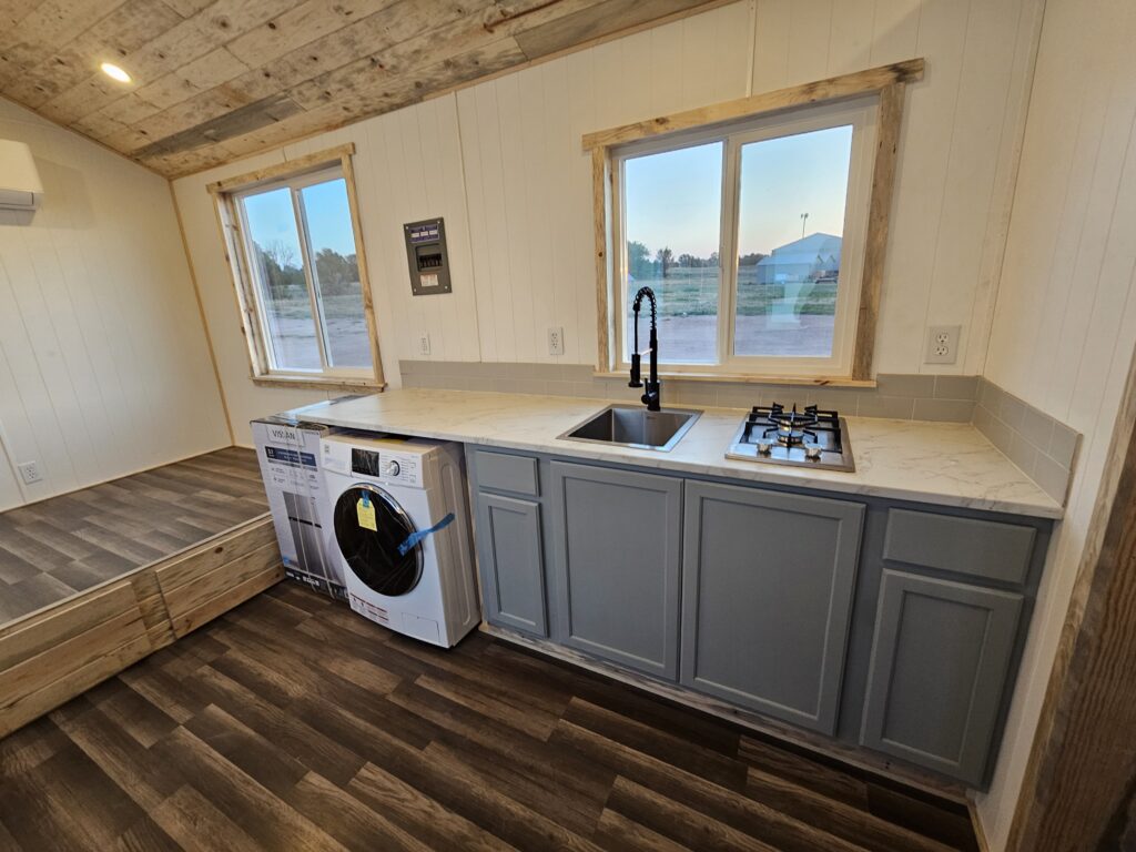 Tiny homes 1000006766